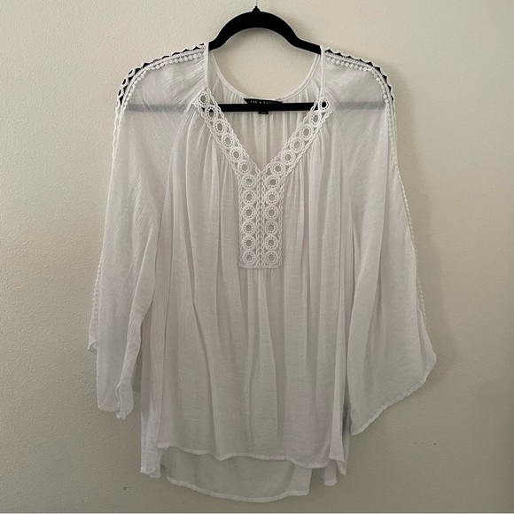 Zac & Rachel White Crochet Short Sleeve Semi Sheer Top Size XL Lightweight - Picture 3 of 8